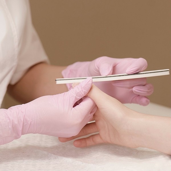 Пилочный маникюр